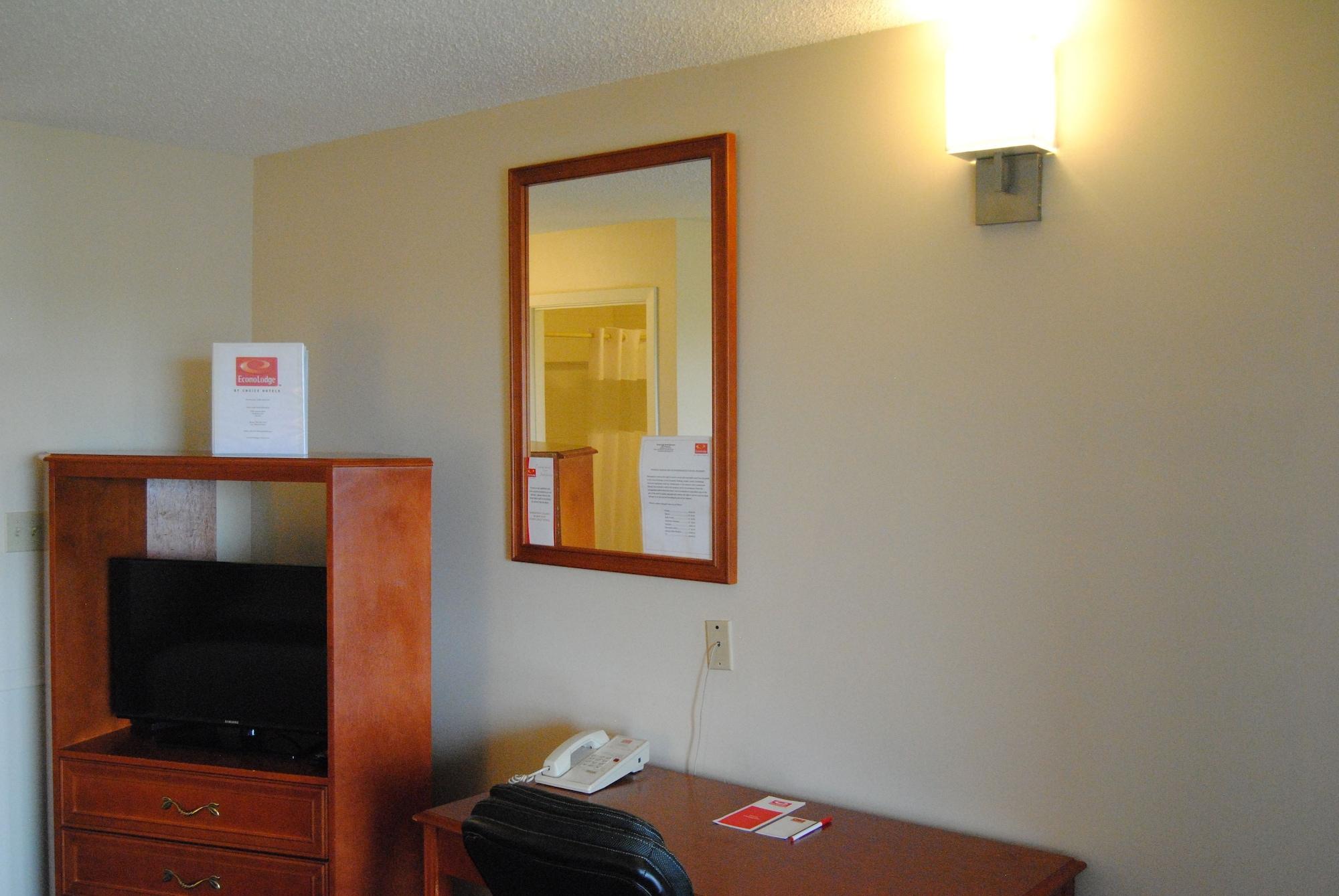 Economy Inn Edmonton Ngoại thất bức ảnh