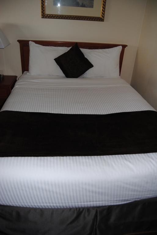 Economy Inn Edmonton Ngoại thất bức ảnh