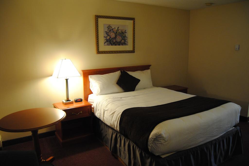 Economy Inn Edmonton Ngoại thất bức ảnh