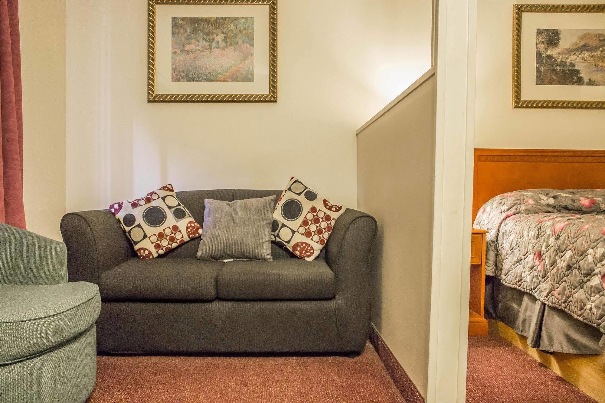 Economy Inn Edmonton Ngoại thất bức ảnh