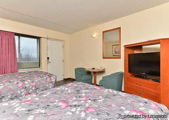 Economy Inn Edmonton Ngoại thất bức ảnh